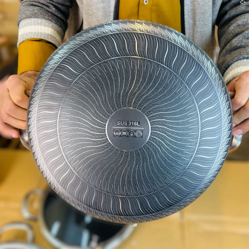 honeycomb lesser coating shallow casserole set - Image 4